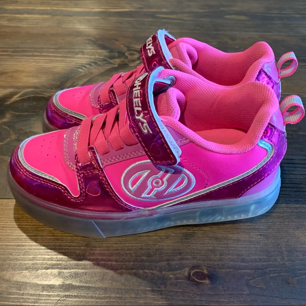 Girls Pink Light Up Heelys Size 13